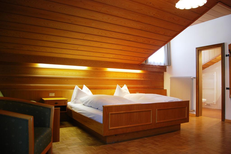 Bedroom 4, Smy Koflerhof Wellness & Spa Dolomiti, Bolzano