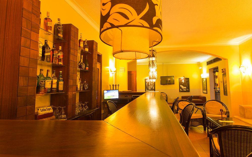 Public Area 4, Humura, Kampala