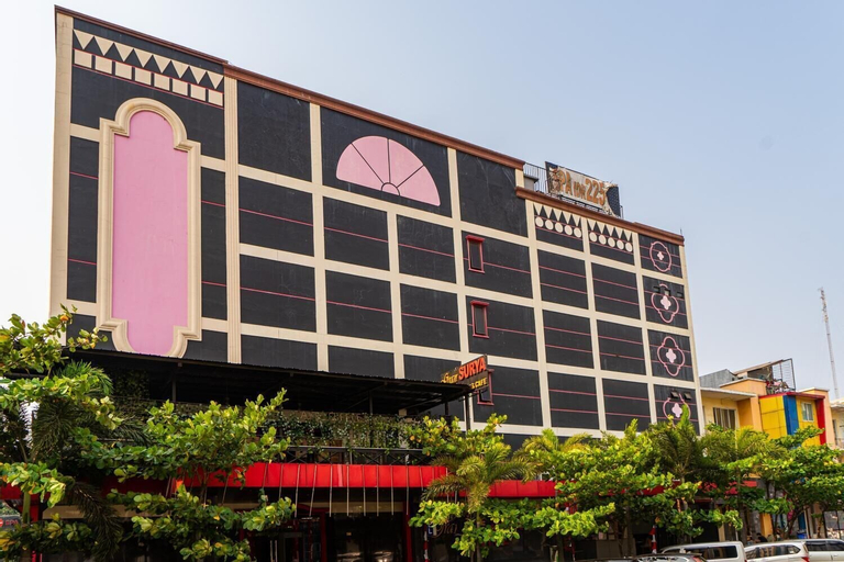 GRAN SURYA HOTEL BEKASI, Bekasi