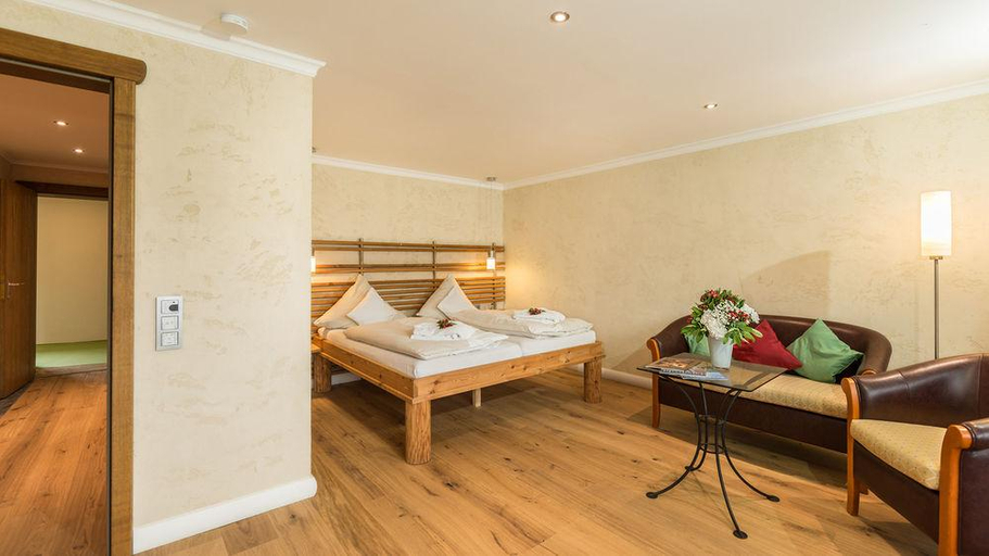 Bedroom 3, Terrassenhof, Miesbach