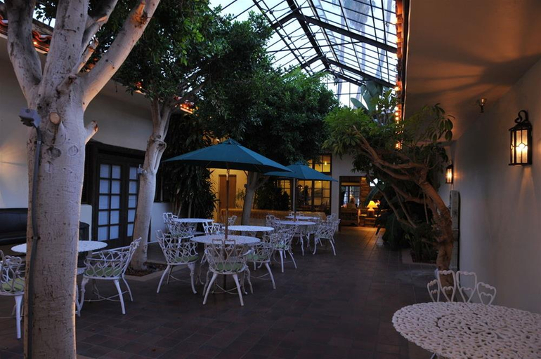 Exterior & Views 3, Clocktower Inn Ventura, Ventura