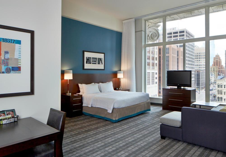 Bedroom 2, Residence Inn Milwaukee Downtown, Milwaukee