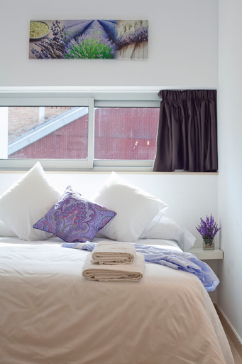 Bedroom 5, Charmsuites Paralel, Barcelona