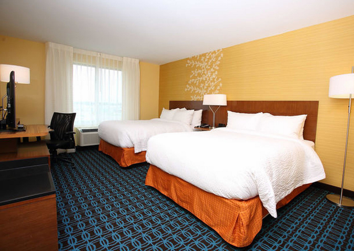 Bedroom 4, Fairfield Inn & Suites East Grand Forks, Grand Forks