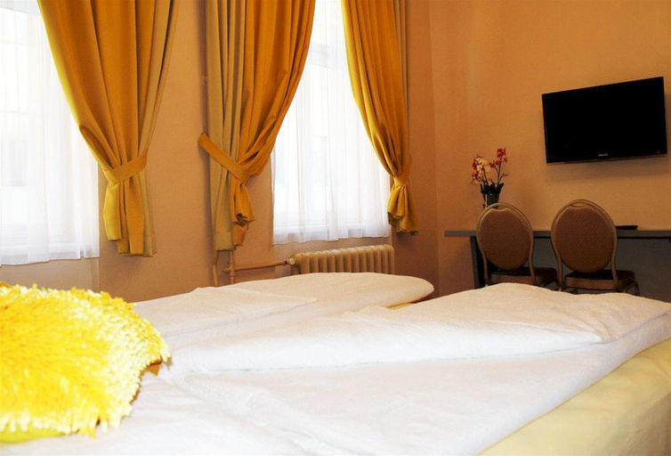 Bedroom 3, Hotel Odeon, Wien