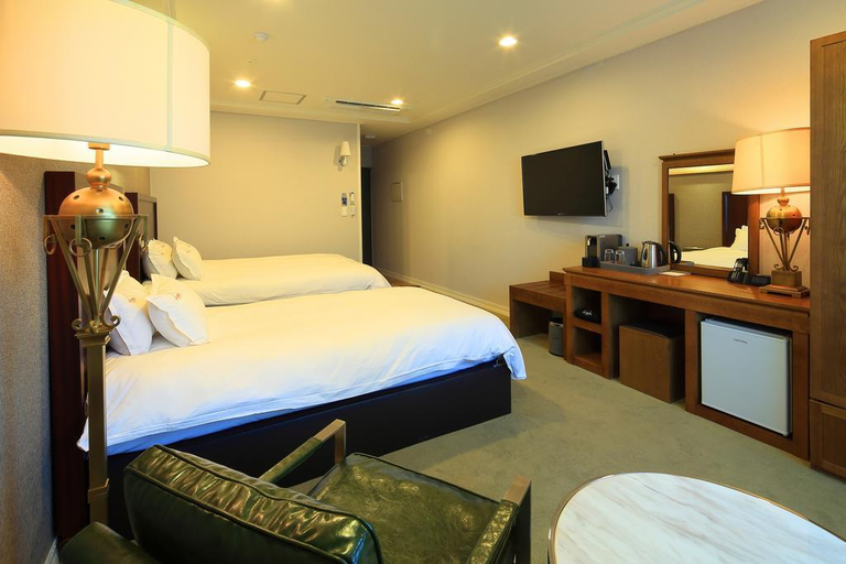 Bedroom 4, Amber Hotel, Jeju
