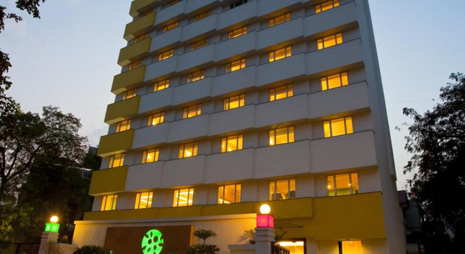 Exterior & Views 2, Lemon Tree Hotel Vadodra, Vadodara