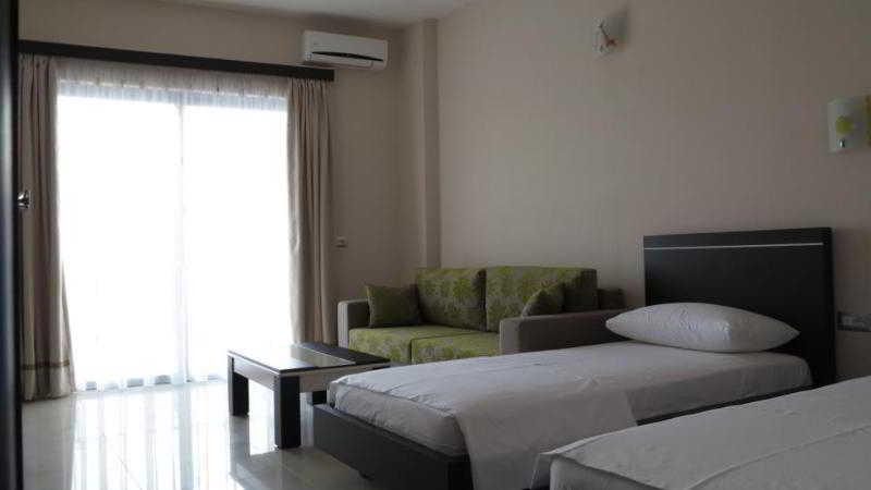 Bedroom 3, Hotel Blue Days, Sarandës