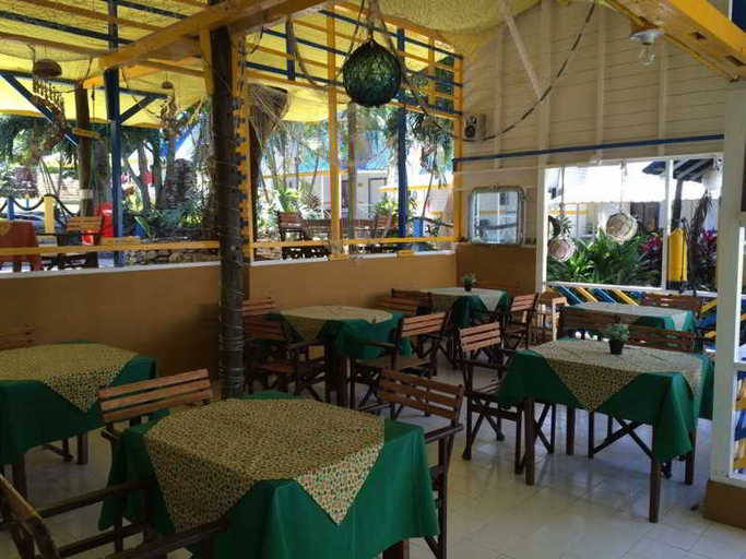 Food & Drinks, Cabañas Agua Dulce, Providencia