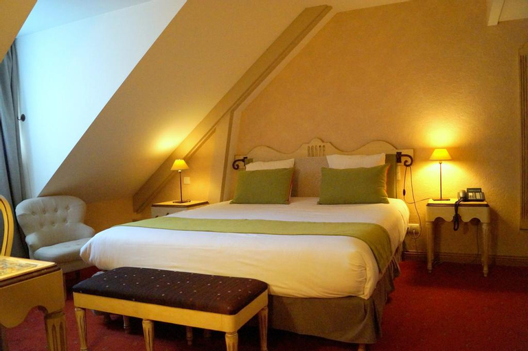 Bedroom 3, Hostellerie Des Clos, Yonne
