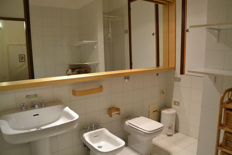Bathroom 4, Superior apartments in Residence in Cugnana Verde, Olbia-Tempio