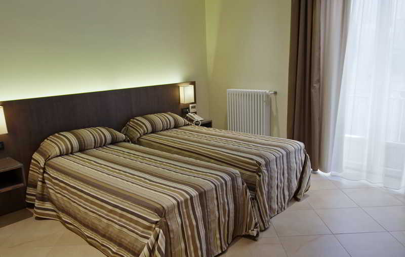 Bedroom 3, Bb10 Serpotta, Palermo