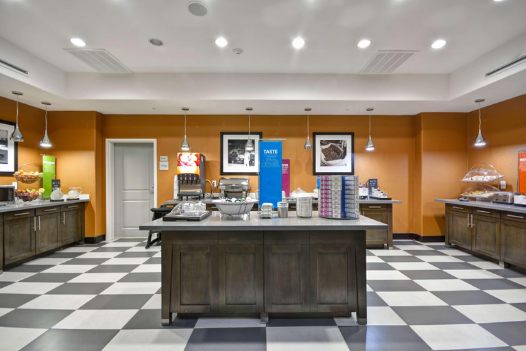 Public Area 3, Hampton Inn Kenedy, Karnes