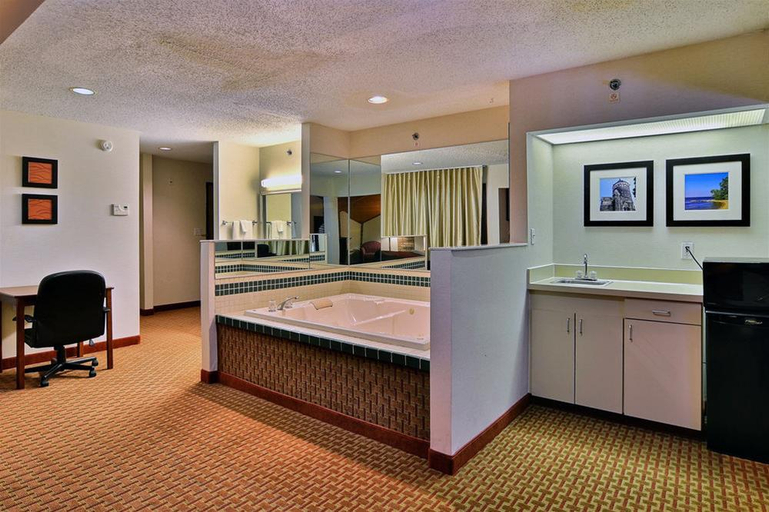 Public Area 4, Quality Inn East Liverpool, Columbiana