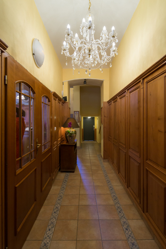 Public Area 3, City Crown Hotel, Praha 1