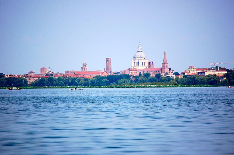 Exterior & Views 2, Due Guerrieri Mantova, Mantua