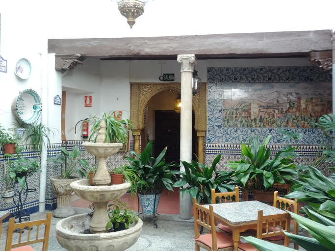 Exterior & Views 2, Pensión San Joaquín, Granada