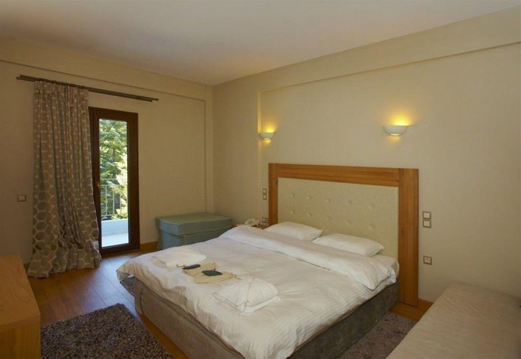Bedroom 3, Anavasi Mountain Resort, Epirus