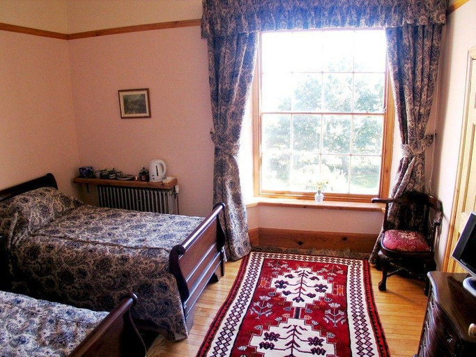 Sport & Beauty, Lamphey Park Guest House, Pembrokeshire