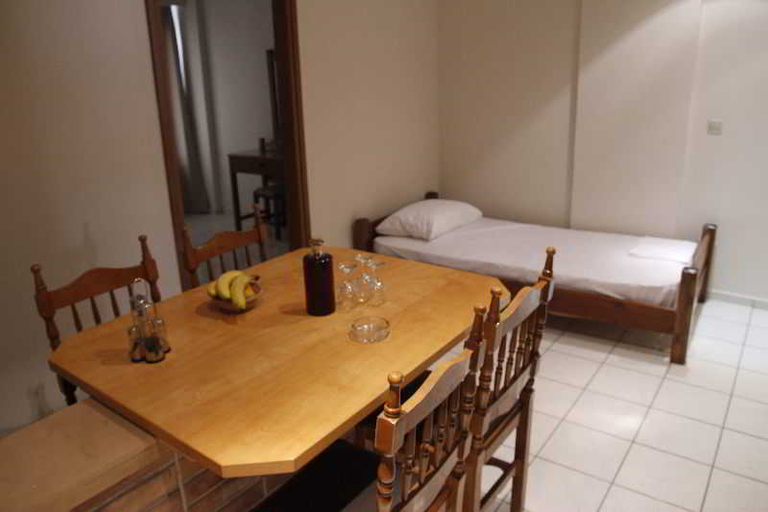 Bedroom 3, Athina Inn, Crete