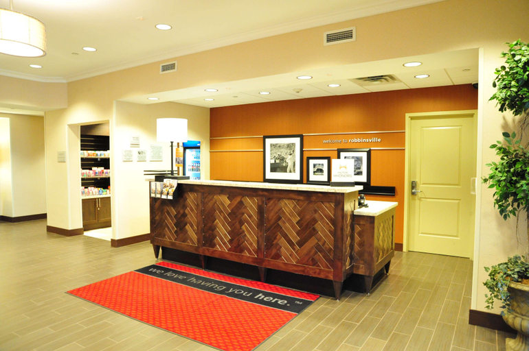 Public Area 2, Hampton Inn & Suites Robbinsville, Mercer