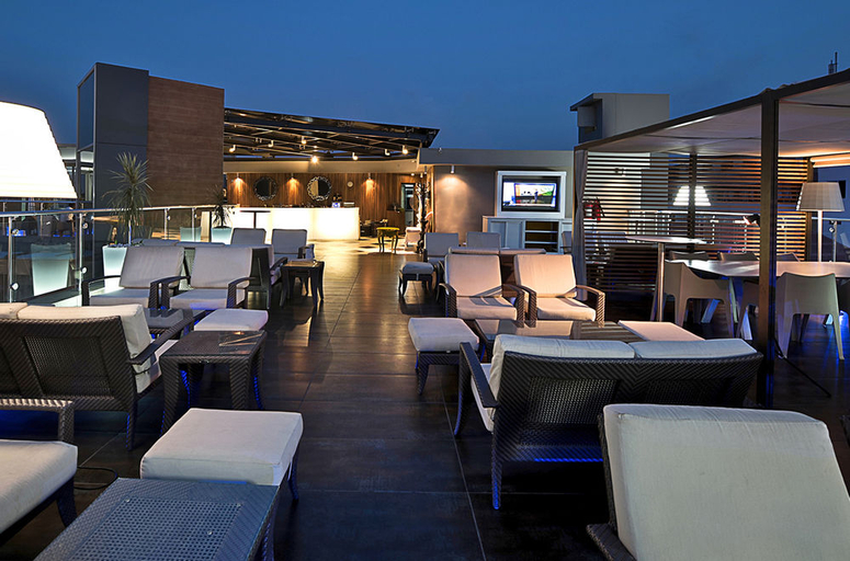 Food & Drinks 5, Maison Hotel By Fahrenheit, Eti-Osa