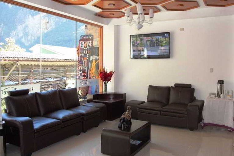 Public Area 5, Flower´s House, Urubamba
