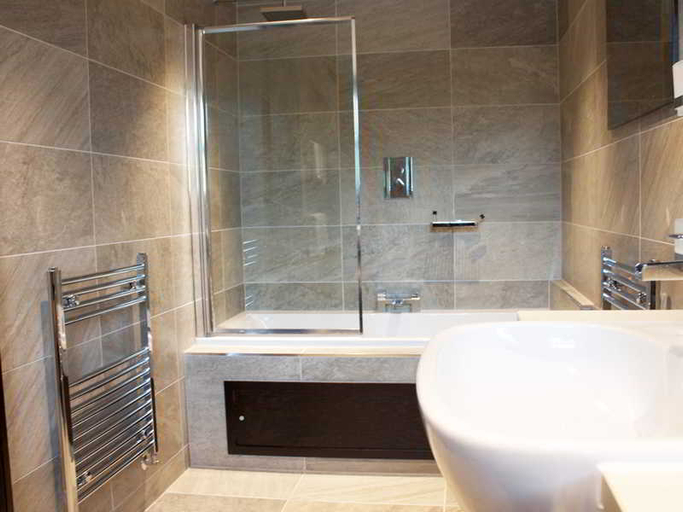 Bathroom 5, The Torrance Hotel, South Lanarkshire