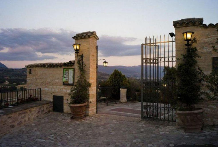 Exterior & Views 2, La Bastiglia, Perugia