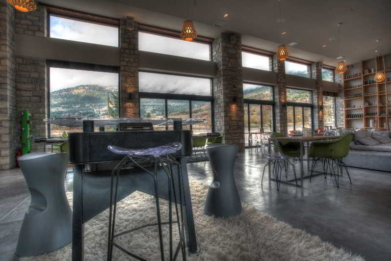 Public Area 3, Oniropetra Boutique Hotel, Central Greece