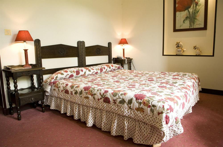 Bedroom 3, Les Jardins de Bakea, Pyrénées-Atlantiques