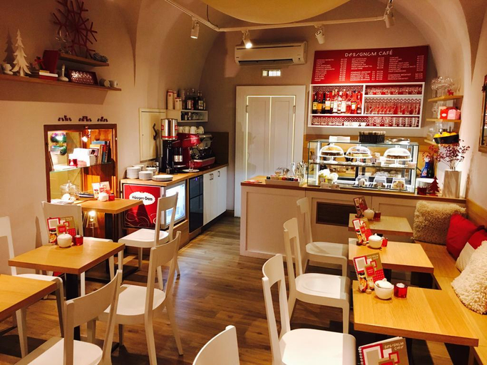 Food & Drinks 5, Hotel Golden Key Prague, Praha 6