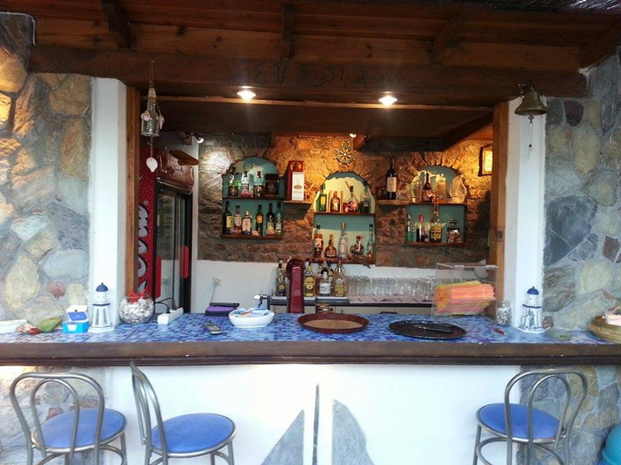 Food & Drinks 3, Nitsa Apartments, South Aegean