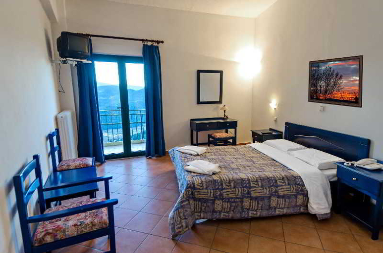Bedroom 3, Lecadin, Central Greece