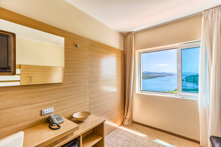 Bathroom 5, Panorama, Šibenik