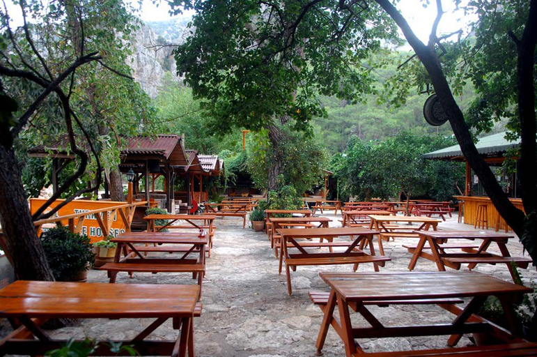 Food & Drinks 3, Turkmen Tree Houses, Kemer