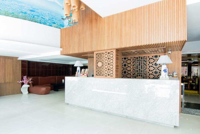 Public Area 4, The White Hotel 8A Thai Van Lung, District 1