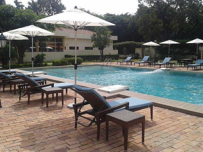 Food & Drinks 4, Annexe Grand Hotel Bamako, Bamako