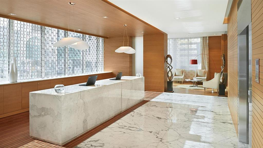 Bathroom 5, Hyatt Place Dubai Baniyas Square, Dubai