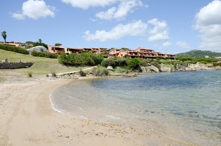 Others 5, Villaggio Marineledda, Olbia-Tempio