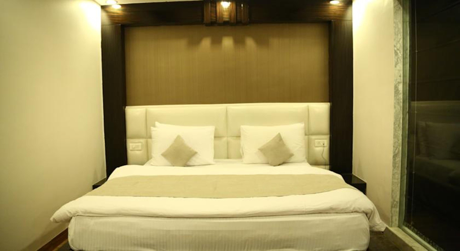 Bedroom 3, Hotel Elegance, Delhi