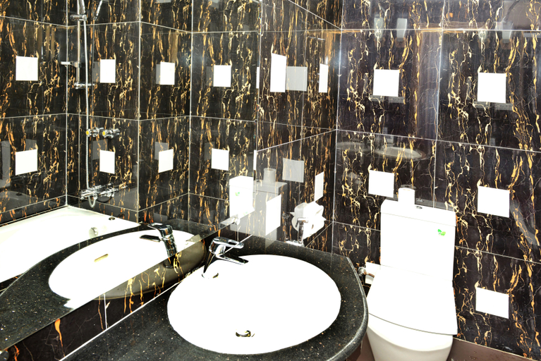 Food & Drinks 5, Grand United (21st Downtown), Yangon