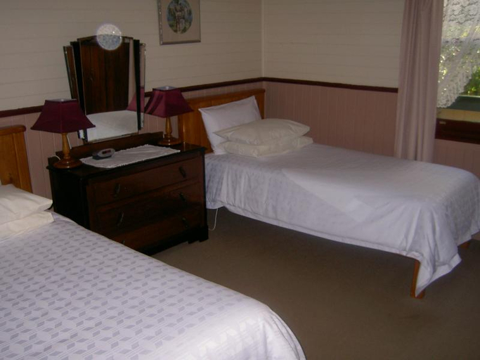 Bedroom 5, Hamlet Downs Country Accommodation, Central Highlands