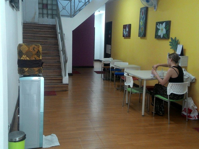 Public Area 2, CX Hostel Bali Kuta Raya, Badung