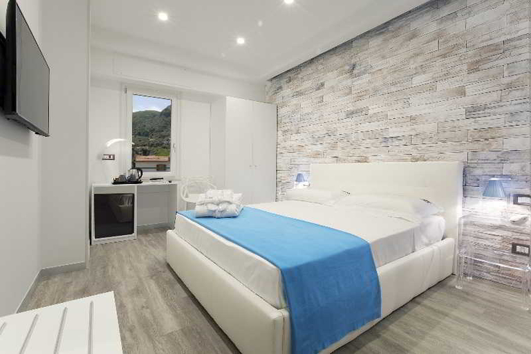 Bedroom 3, Vhome, Napoli