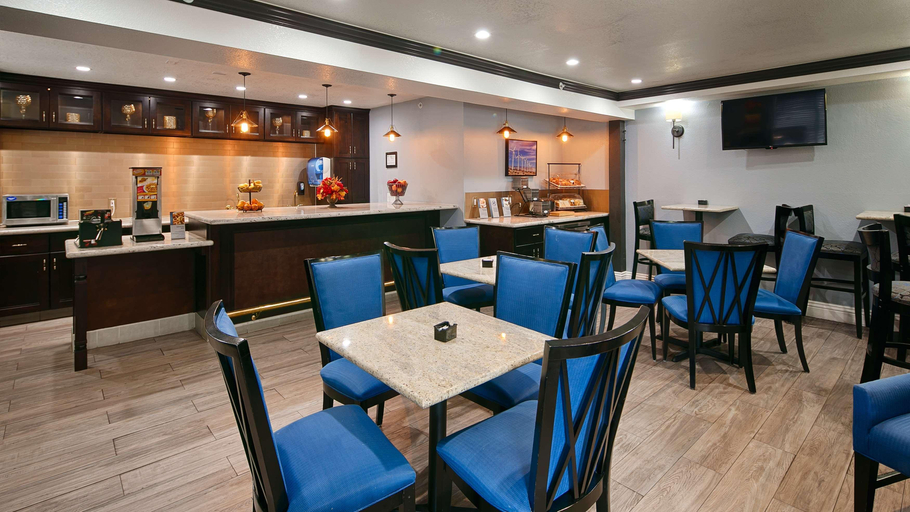 Food & Drinks 5, Best Western Plus Diamond Valley Inn, Riverside