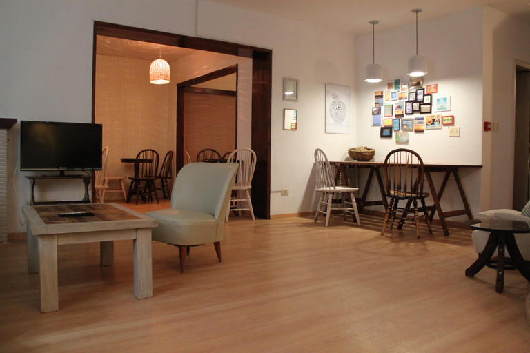 Public Area 2, Milano, n.a351