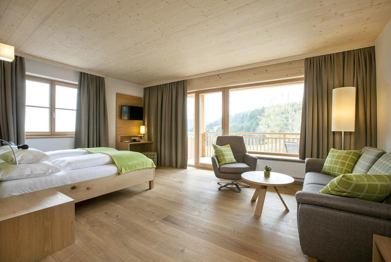 Bedroom 4, Naturparkhotel Bauernhofer, Weiz
