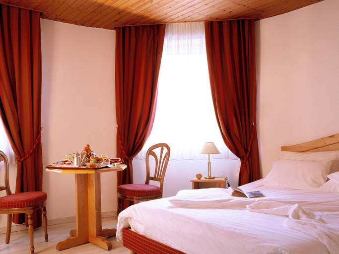 Bedroom 3, Logis Hostellerie Motel Au Bois Le Sire, Haut-Rhin