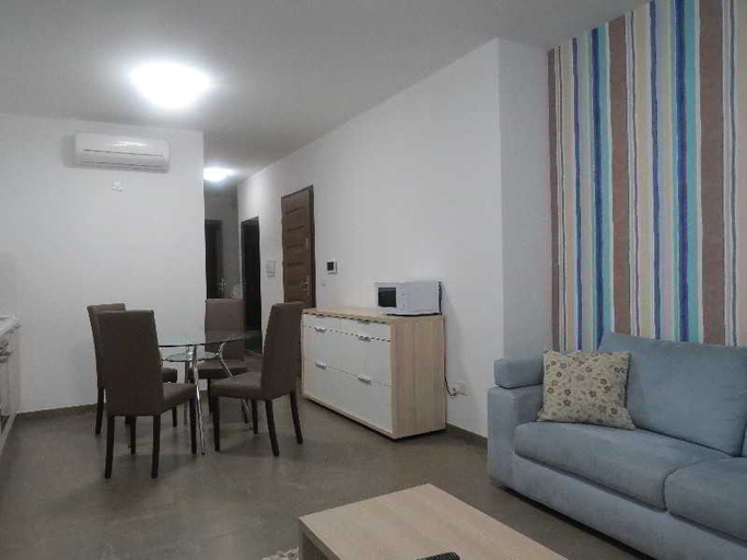Bedroom 5, Strand Suites